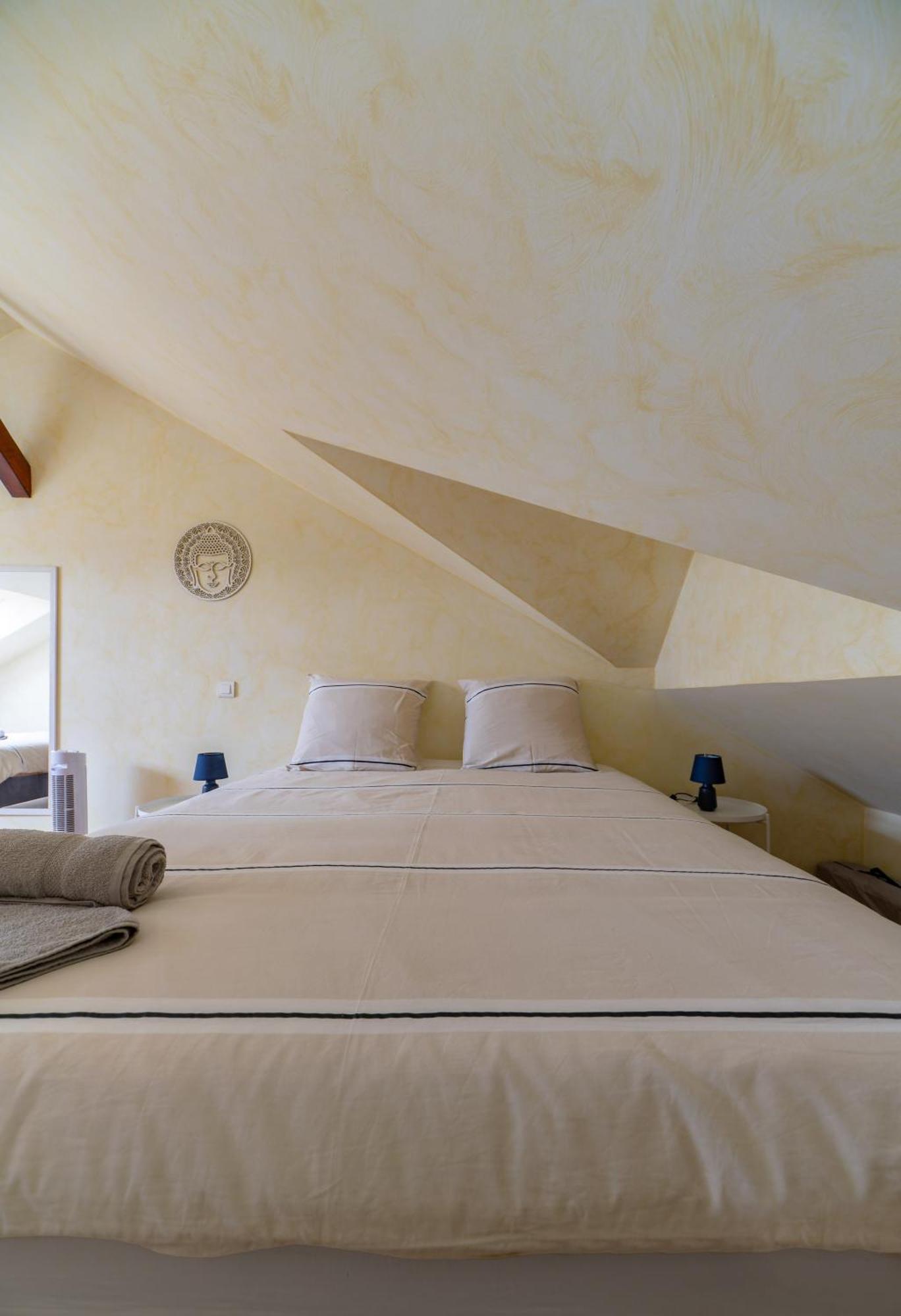 Le Grenet - Appartement Design En Duplex Vichy Exteriér fotografie