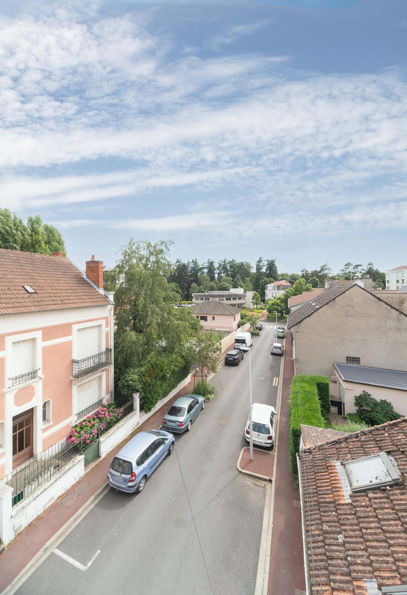 Le Grenet - Appartement Design En Duplex Vichy Exteriér fotografie